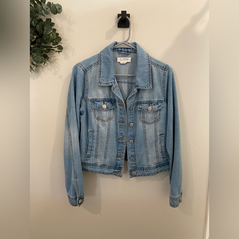Jean jacket - Picture 2 of 3